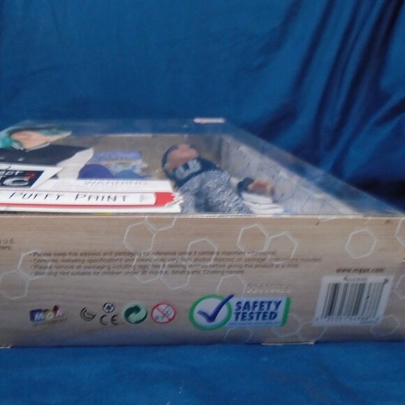 Project Mc2 Experiments Devon D'Marco Doll Puffy Paint 2016 MGA Netflix - Picture 3 of 3